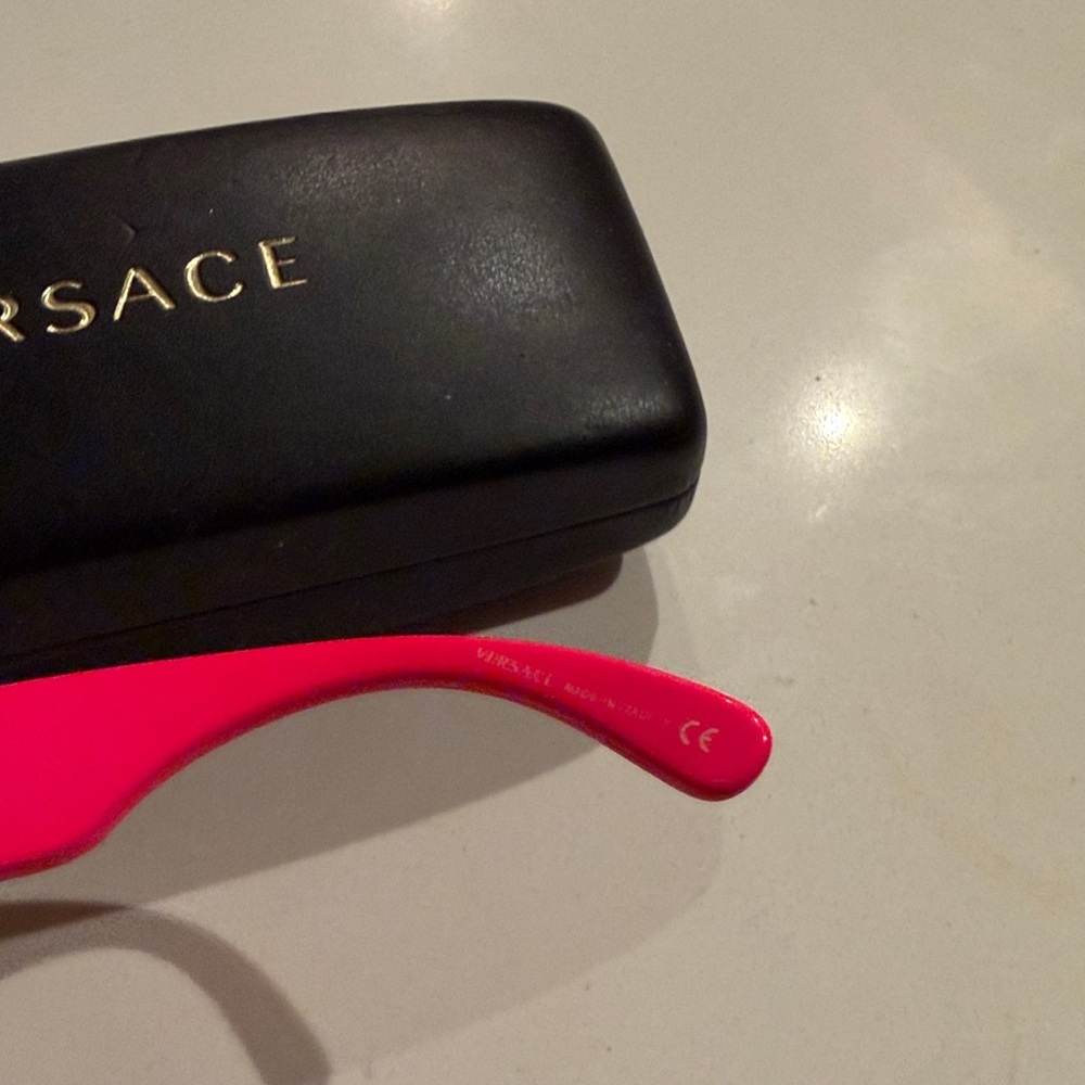 Versace Bold Pink Sunglasses Authentic - Picture 9 of 9